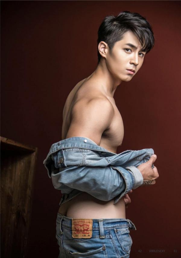 Virile-No.42-–-Nate-EbookVideo