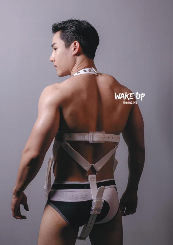 WAKE-UP-04--Hack-Sathaporn