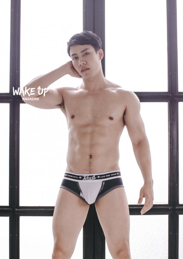 WAKE-UP-04--Hack-Sathaporn