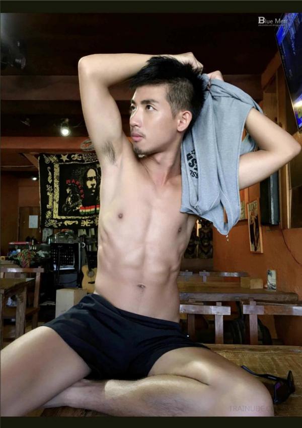 Whose-Man-No.32-EbookVideo