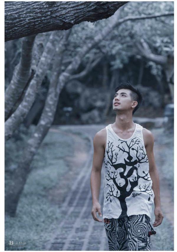 Whose-Man-No.32-EbookVideo