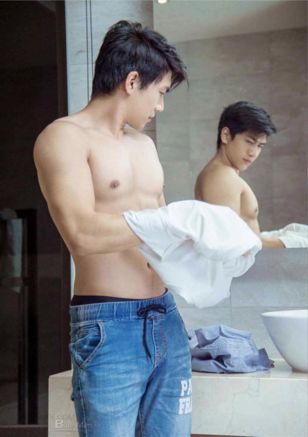 Whose-Man-No.79-–-Justin-EbookVideo