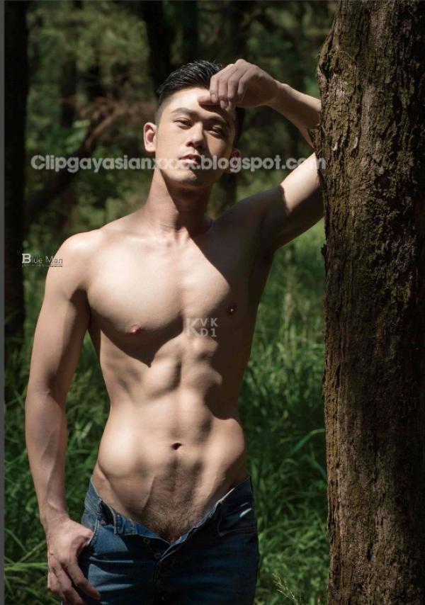 Whoseman-48-窺看優雅男神的碩大--拉斐爾