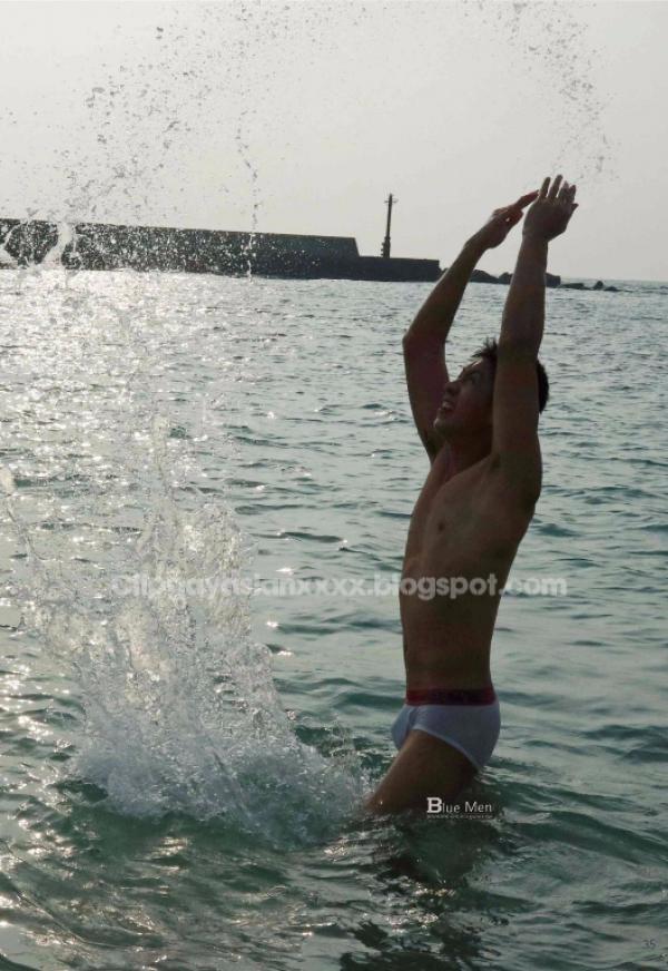 Whoseman-NO.49-人魚王子的愛情魔法--阿部--安東尼