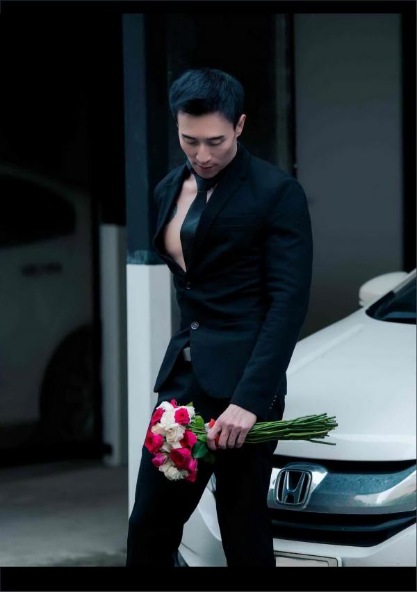 XROMANCE-2--Love-Actually