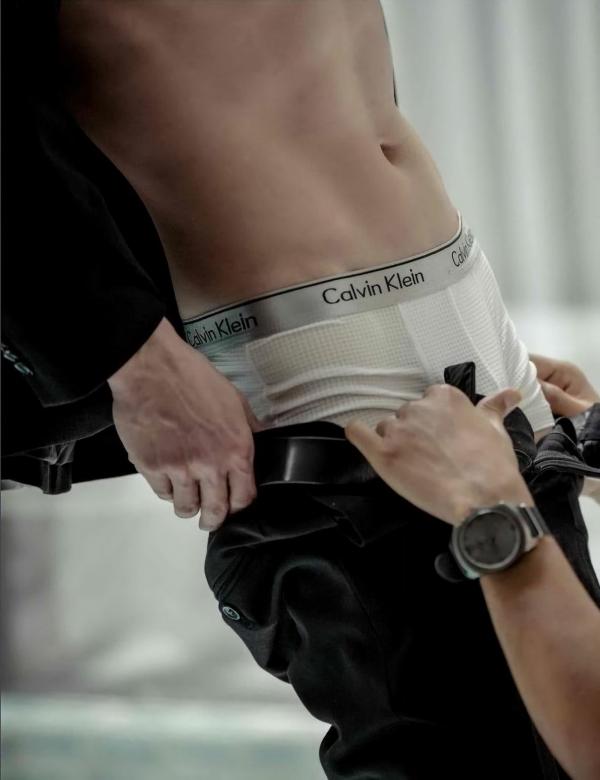 XROMANCE-2--Love-Actually