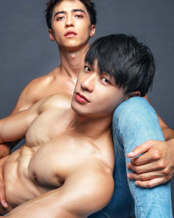 Yilianboy-collection-–-Six-pack-body