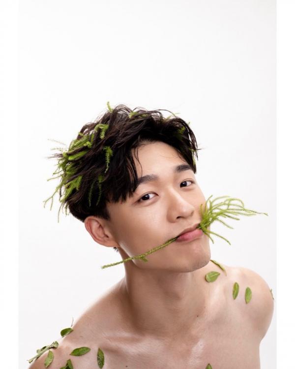 Yilianboy-collection-–-Six-pack-body