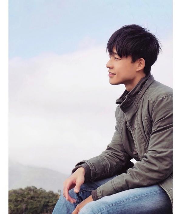 Yilianboy-collection-–-Six-pack-body