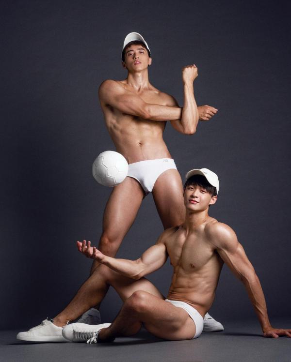 Yilianboy-collection-–-Six-pack-body