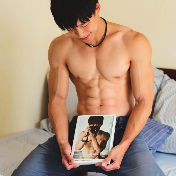 Yilianboy-collection-–-Six-pack-body