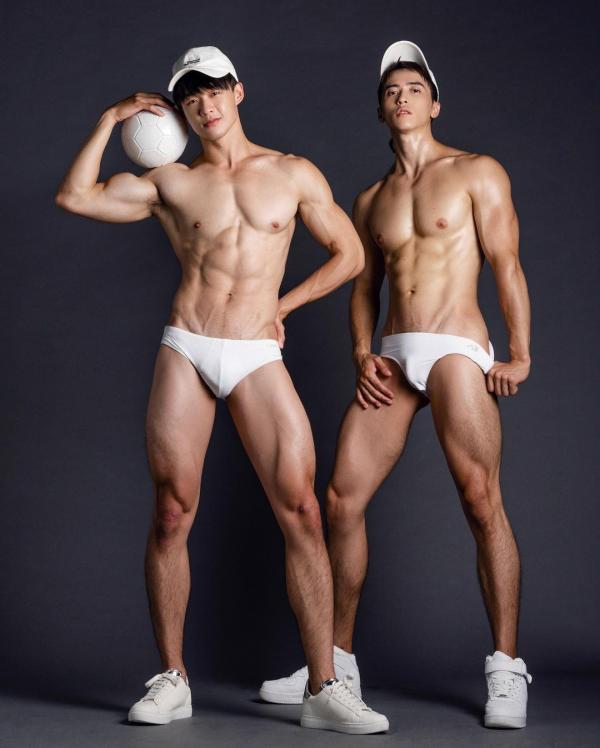 Yilianboy-collection-–-Six-pack-body