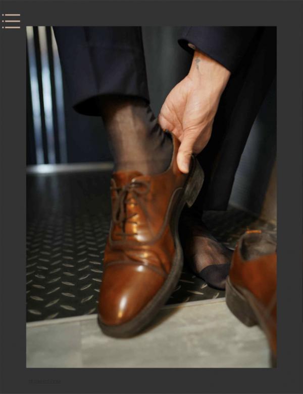 Youto-Chou-Photo-Book-Vol.01--Vol.02-芋頭個人寫真兩本組合西裝男的週五FUN-NIGHT--ART-BUFF健體文青