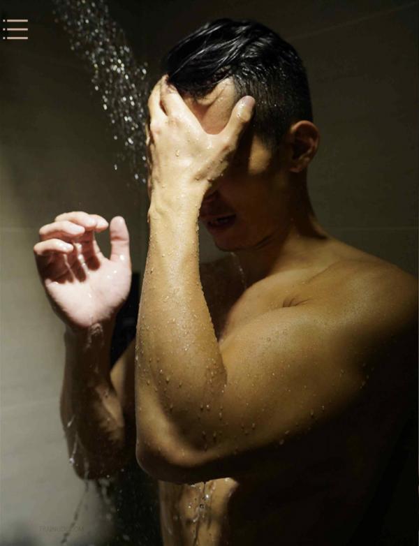 Youto-Chou-Photo-Book-Vol.01--Vol.02-芋頭個人寫真兩本組合西裝男的週五FUN-NIGHT--ART-BUFF健體文青