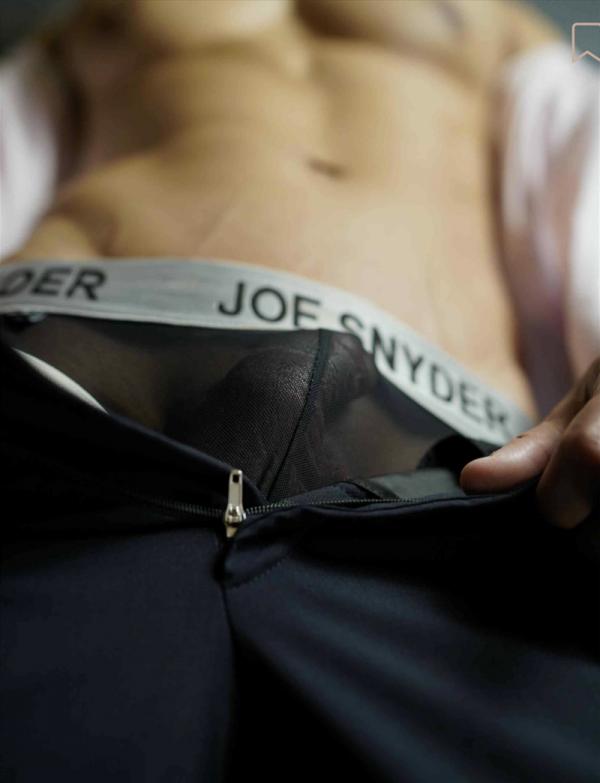 Youto-Chou-Photo-Book-Vol.01--Vol.02-芋頭個人寫真兩本組合西裝男的週五FUN-NIGHT--ART-BUFF健體文青