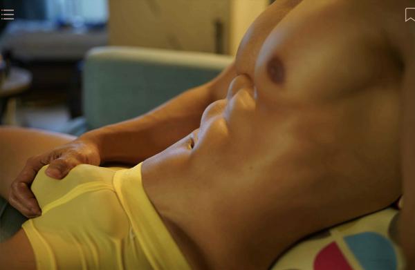 Youto-Chou-Photo-Book-Vol.01--Vol.02-芋頭個人寫真兩本組合西裝男的週五FUN-NIGHT--ART-BUFF健體文青