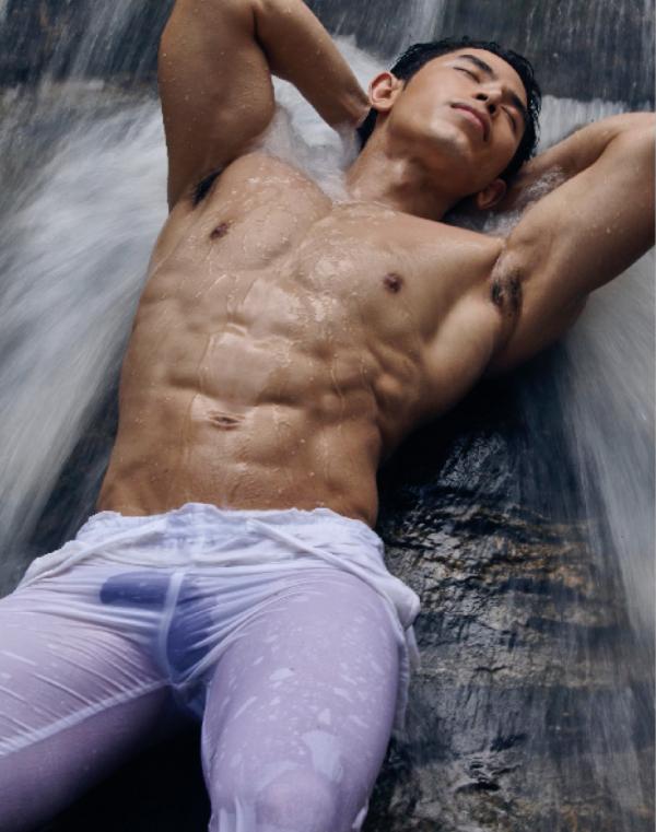 replay-homme-02--Phuwamet