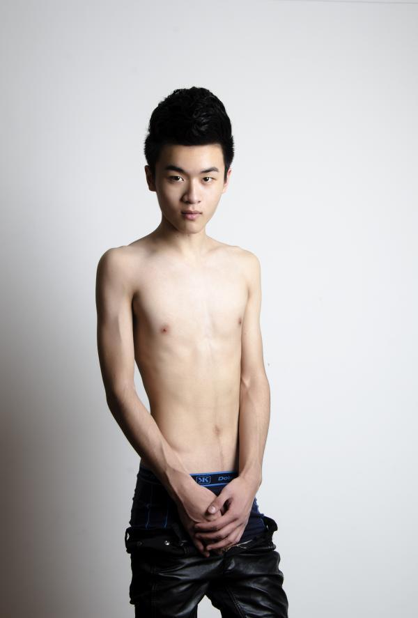 色模第二期耿彬