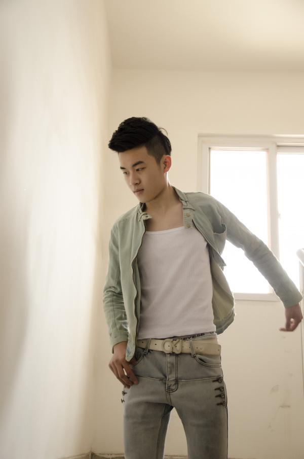 色模第二期耿彬