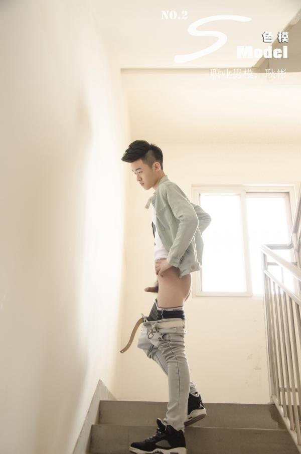 色模第二期耿彬