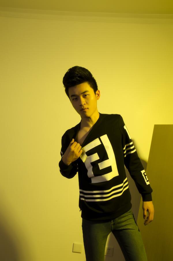 色模第二期耿彬