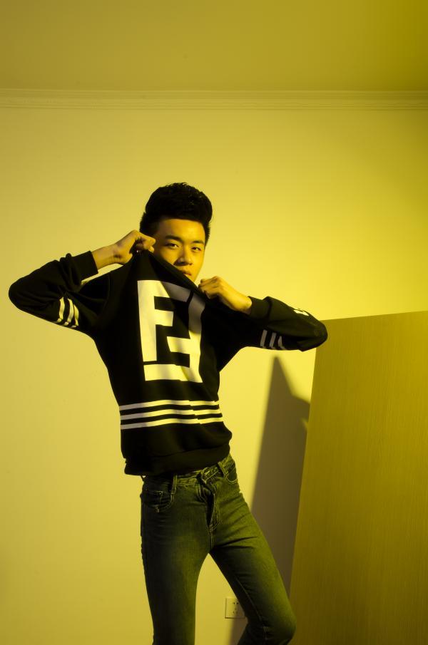 色模第二期耿彬