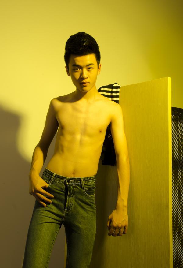 色模第二期耿彬