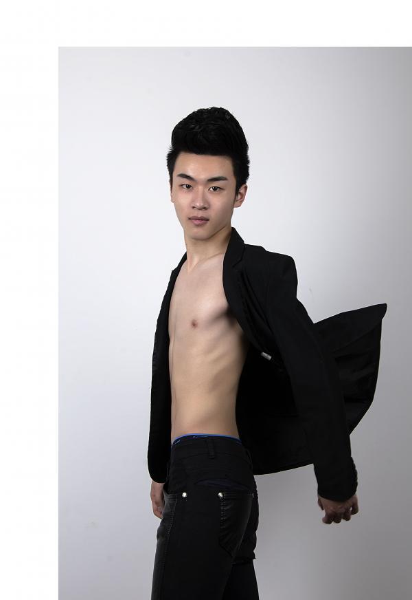 色模第二期耿彬