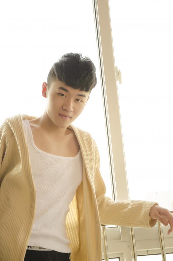 色模第二期耿彬