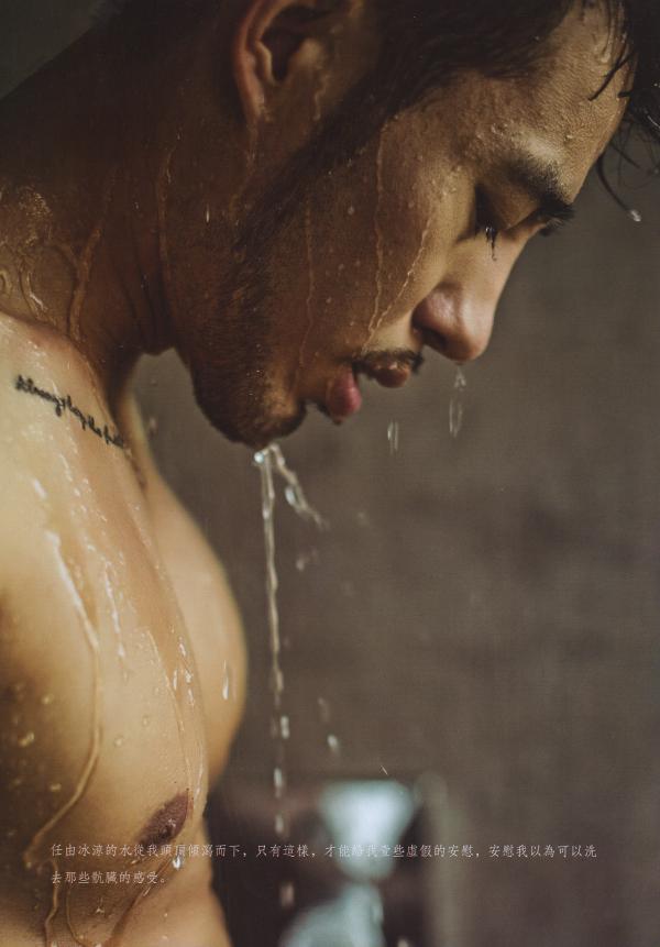 謝梓秋男性ヌード写真集「LOVE-Entanglement」-茶顏