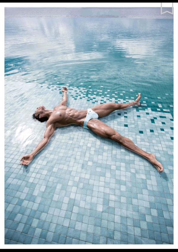 謝梓秋男性ヌード写真集「Naked-Osean」裸海之旅