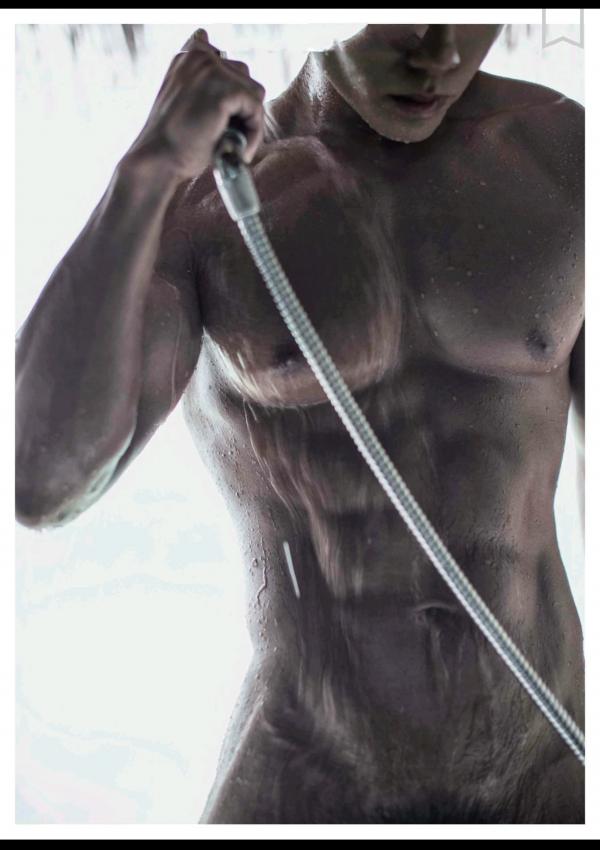 謝梓秋男性ヌード写真集「Naked-Osean」裸海之旅