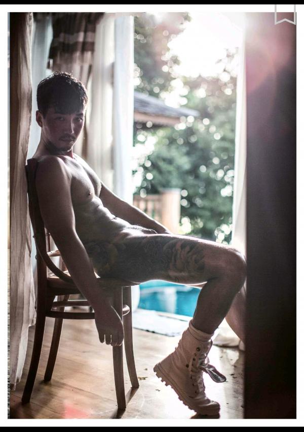 謝梓秋男性ヌード写真集「Naked-Osean」裸海之旅