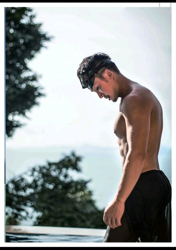 謝梓秋男性ヌード写真集「Naked-Osean」裸海之旅